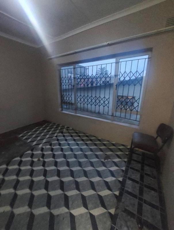 8 Bedroom Property for Sale in Clermont KwaZulu-Natal