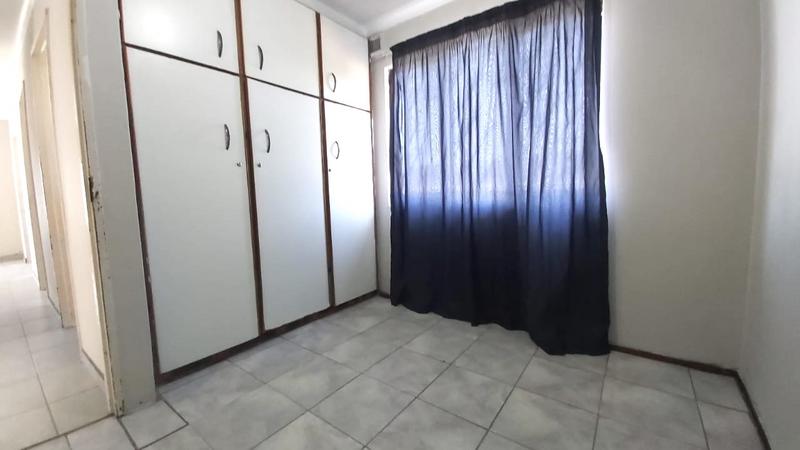 3 Bedroom Property for Sale in Wyebank KwaZulu-Natal