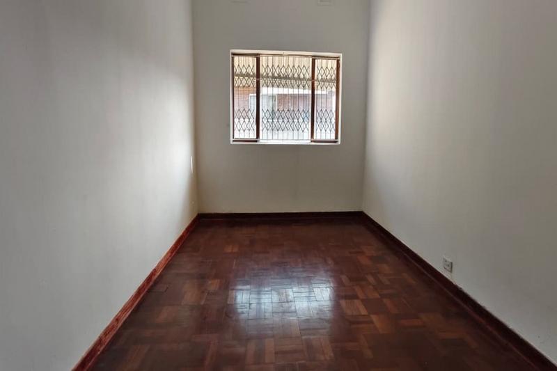 To Let 4 Bedroom Property for Rent in Isipingo Beach KwaZulu-Natal