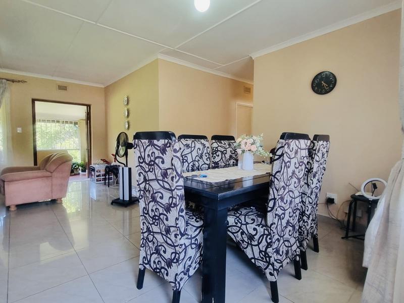3 Bedroom Property for Sale in Amanzimtoti KwaZulu-Natal