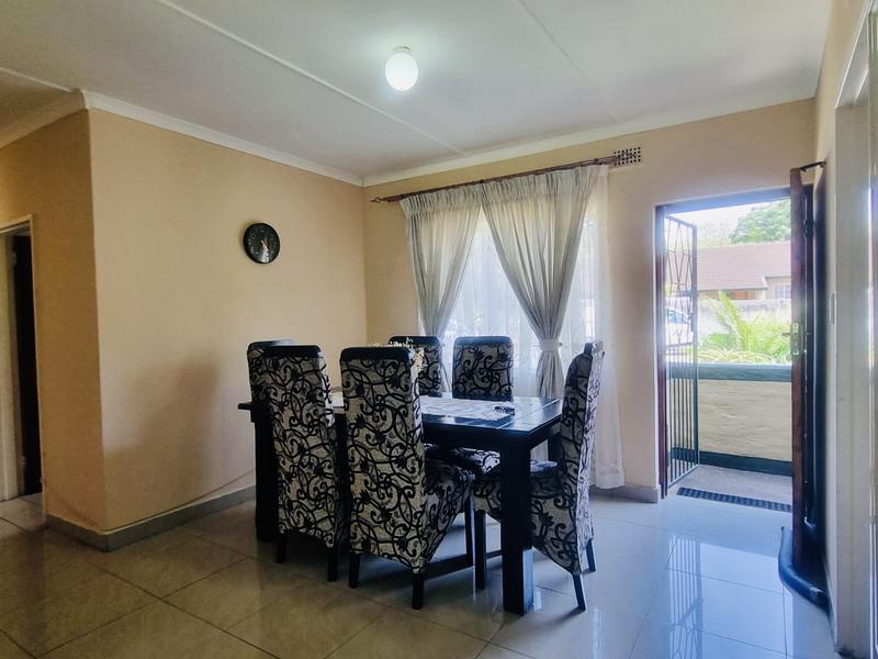 3 Bedroom Property for Sale in Amanzimtoti KwaZulu-Natal
