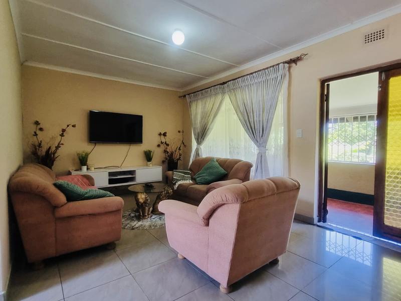 3 Bedroom Property for Sale in Amanzimtoti KwaZulu-Natal