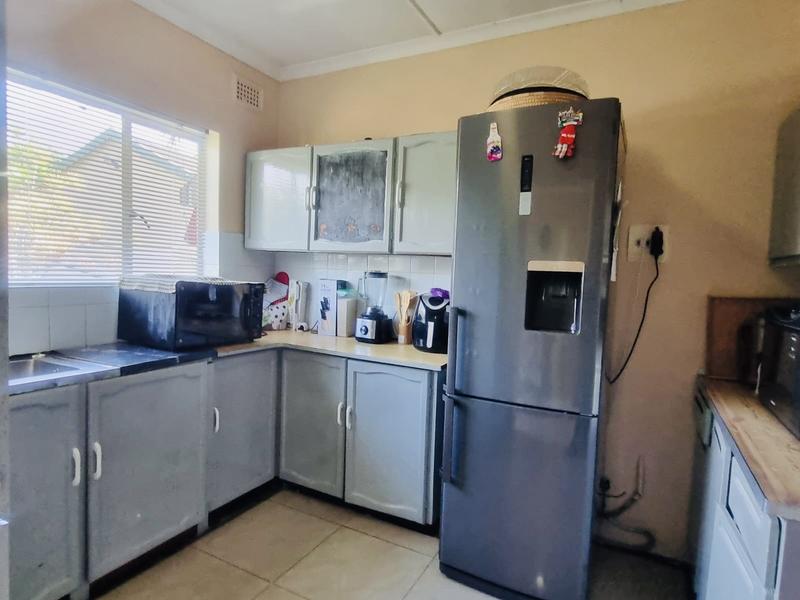 3 Bedroom Property for Sale in Amanzimtoti KwaZulu-Natal