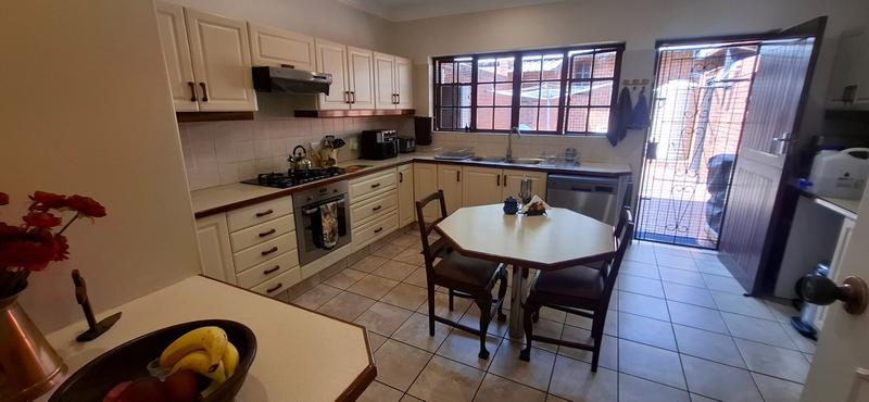 3 Bedroom Property for Sale in Montrose KwaZulu-Natal