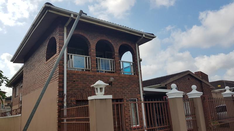 5 Bedroom Property for Sale in Palmview KwaZulu-Natal