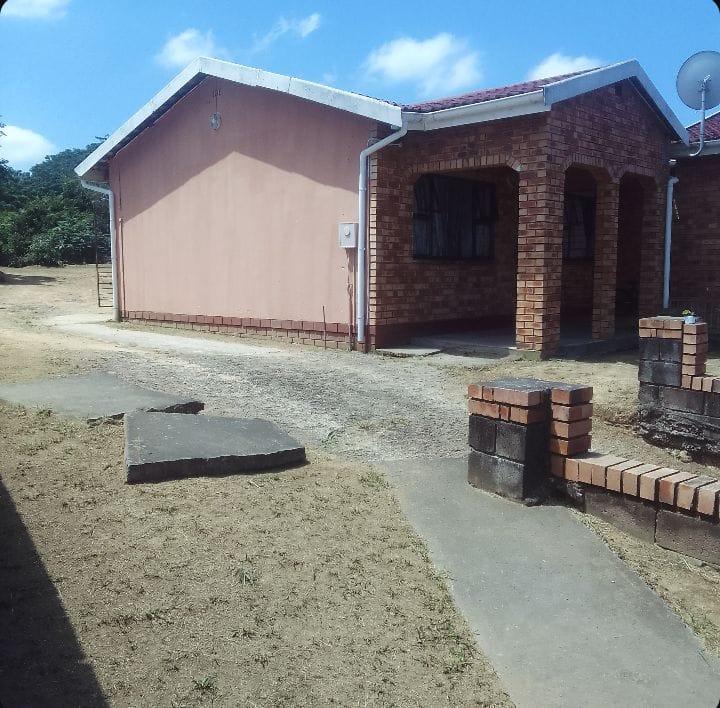 5 Bedroom Property for Sale in Umlazi KwaZulu-Natal