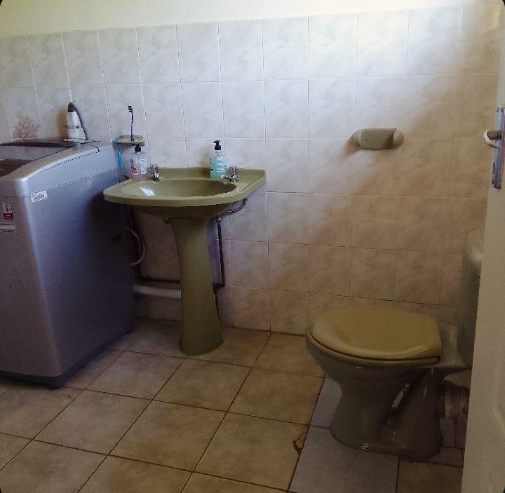 5 Bedroom Property for Sale in Umlazi KwaZulu-Natal