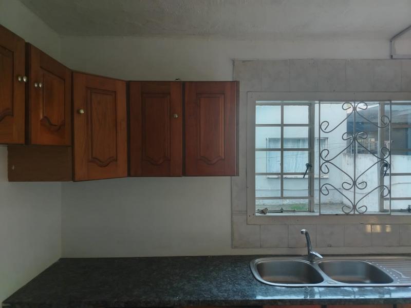 To Let 3 Bedroom Property for Rent in Grove End KwaZulu-Natal