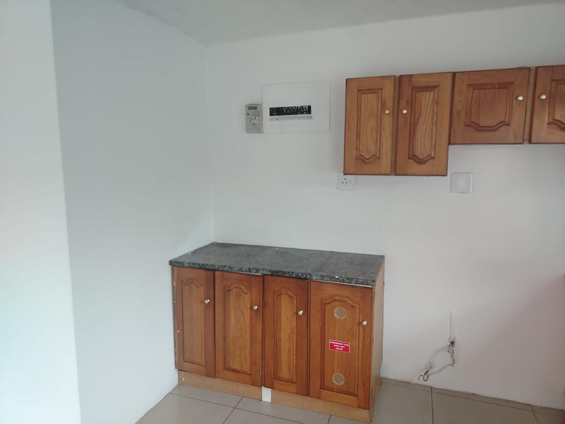 To Let 3 Bedroom Property for Rent in Grove End KwaZulu-Natal