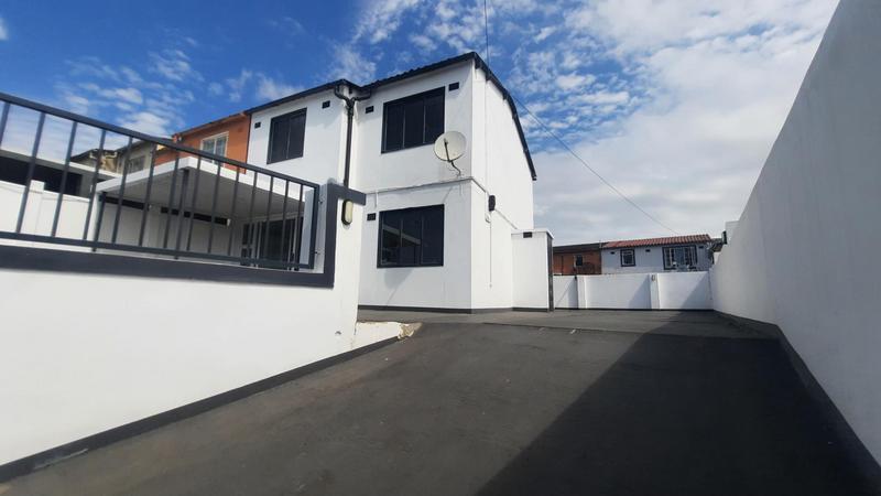 3 Bedroom Property for Sale in Greenbury KwaZulu-Natal