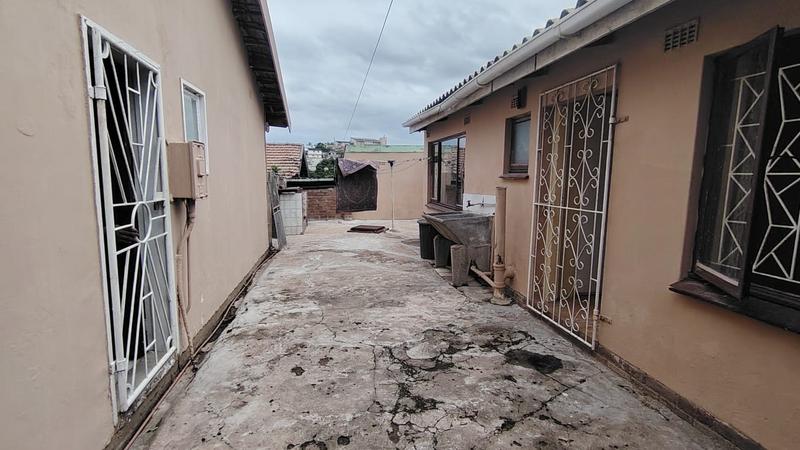 4 Bedroom Property for Sale in Arena Park KwaZulu-Natal