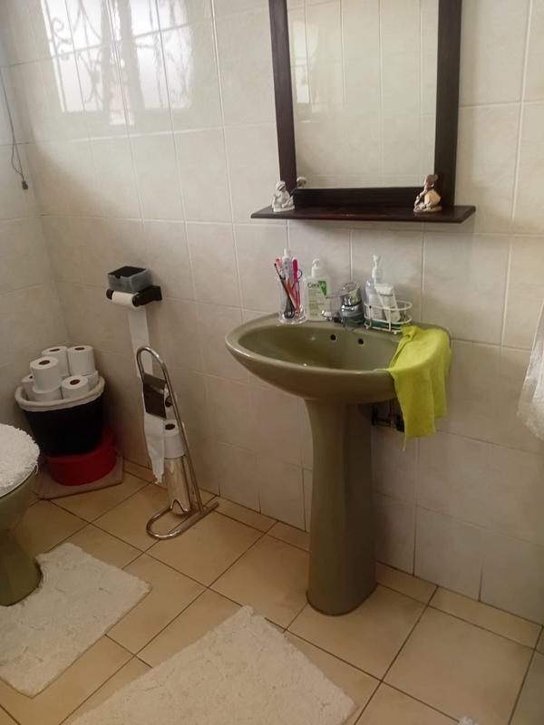 4 Bedroom Property for Sale in Parlock KwaZulu-Natal