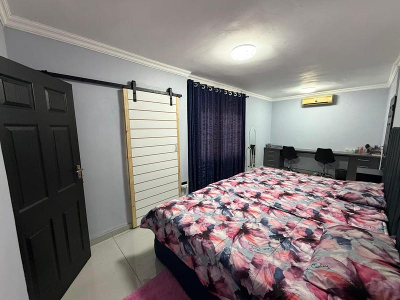 To Let 4 Bedroom Property for Rent in Sherwood KwaZulu-Natal