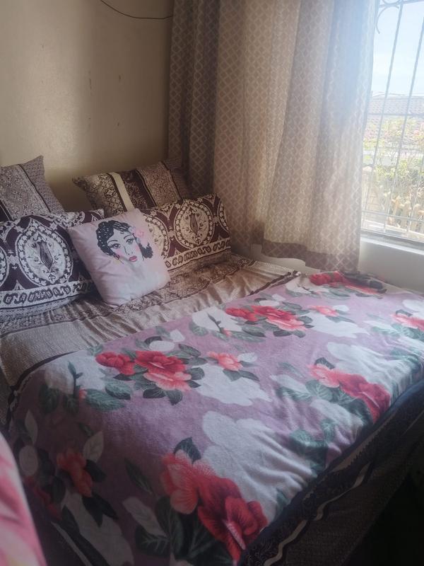 6 Bedroom Property for Sale in Sunpark KwaZulu-Natal