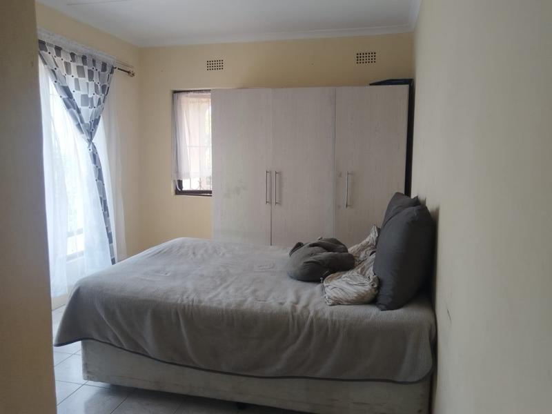 6 Bedroom Property for Sale in Sunpark KwaZulu-Natal