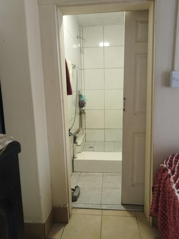 6 Bedroom Property for Sale in Sunpark KwaZulu-Natal