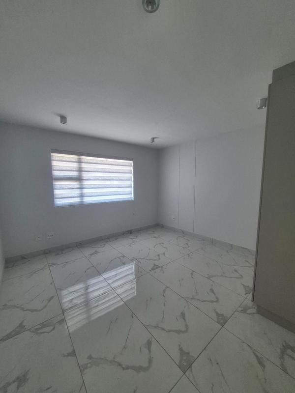 3 Bedroom Property for Sale in Morningside KwaZulu-Natal