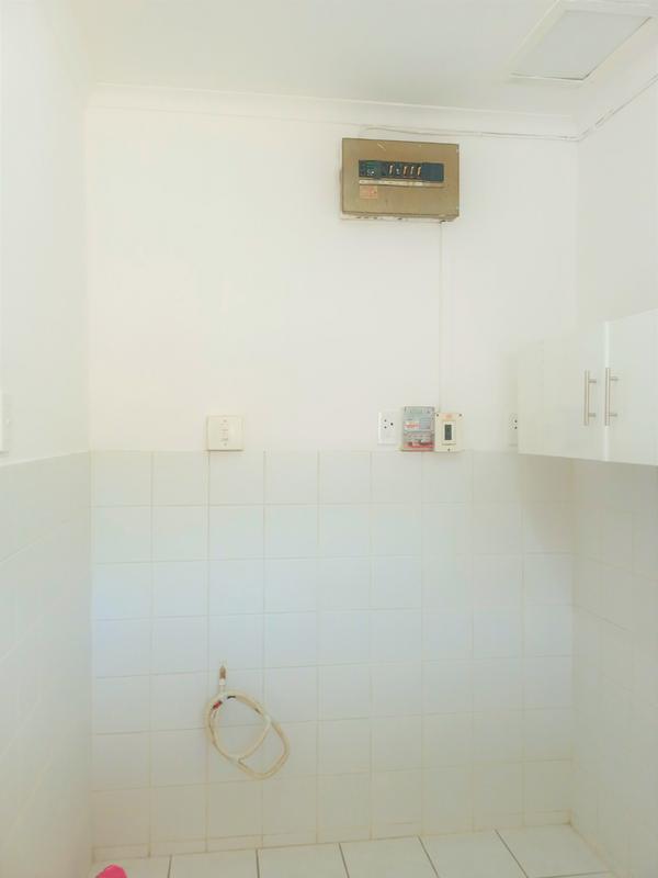 To Let 1 Bedroom Property for Rent in Glenwood KwaZulu-Natal