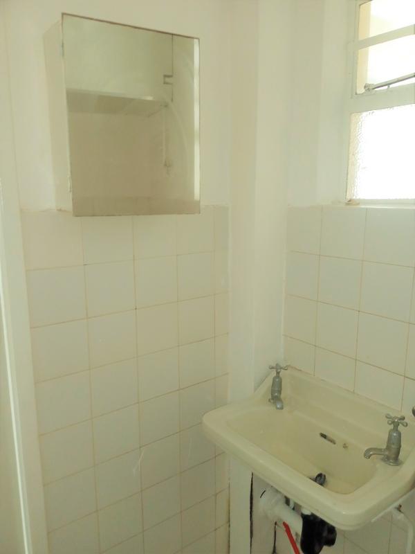 To Let 1 Bedroom Property for Rent in Glenwood KwaZulu-Natal