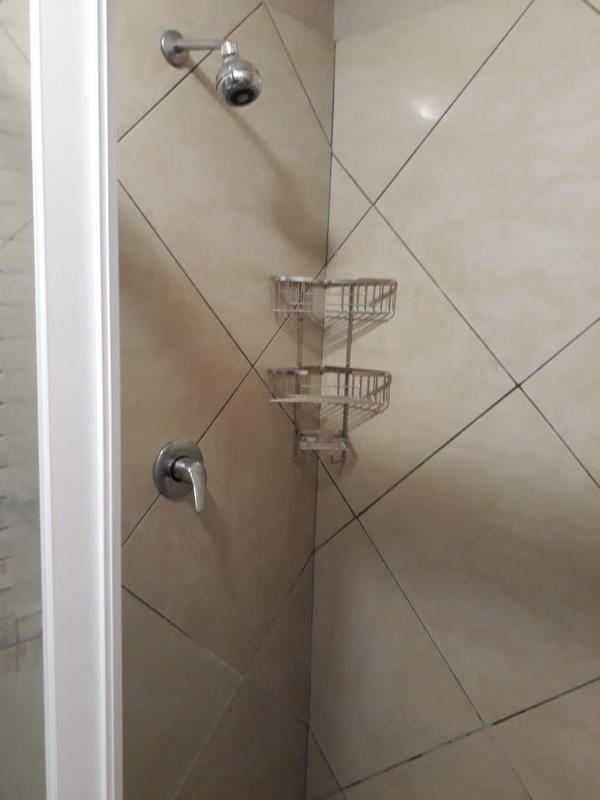 To Let 1 Bedroom Property for Rent in Umhlanga Rocks KwaZulu-Natal