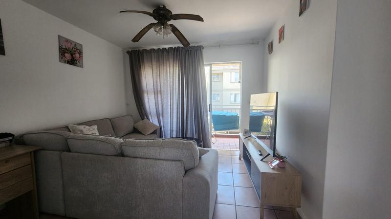 1 Bedroom Property for Sale in North Beach KwaZulu-Natal