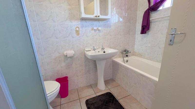 3 Bedroom Property for Sale in Manaba Beach KwaZulu-Natal