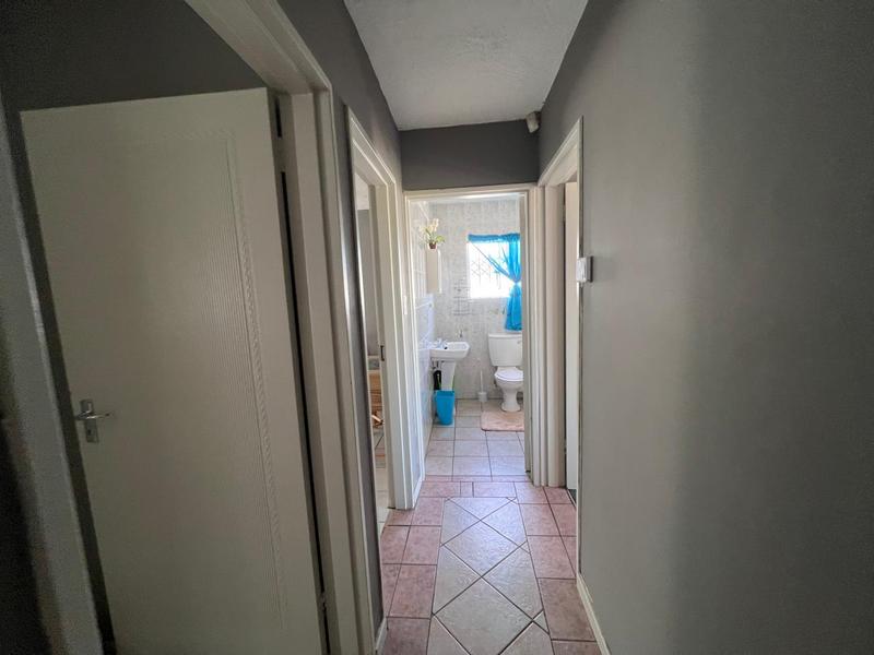 To Let 3 Bedroom Property for Rent in Manaba Beach KwaZulu-Natal