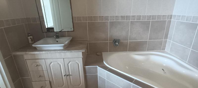 4 Bedroom Property for Sale in Margate KwaZulu-Natal