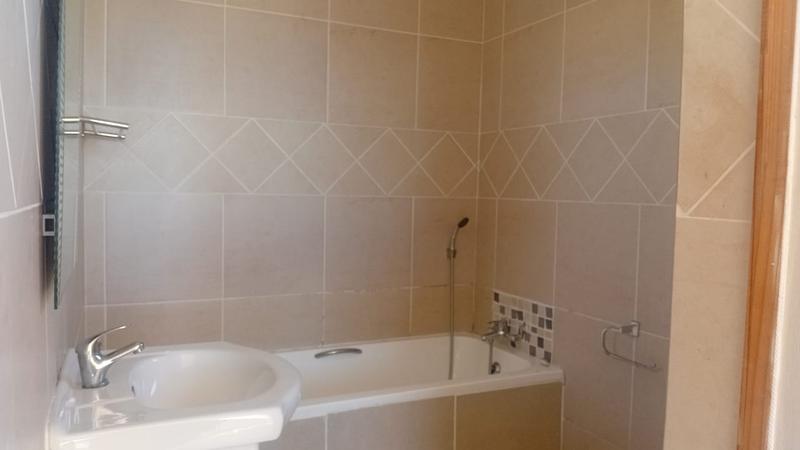 To Let 2 Bedroom Property for Rent in Manaba Beach KwaZulu-Natal