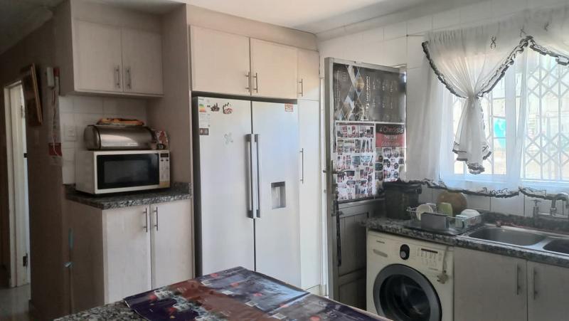 4 Bedroom Property for Sale in Bonela KwaZulu-Natal