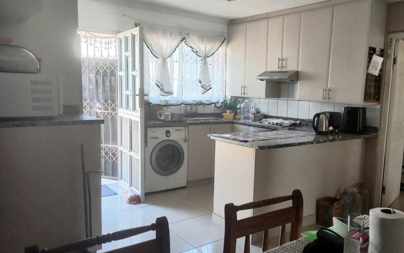 4 Bedroom Property for Sale in Bonela KwaZulu-Natal