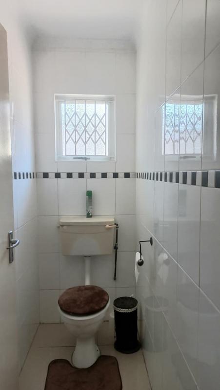4 Bedroom Property for Sale in Bonela KwaZulu-Natal