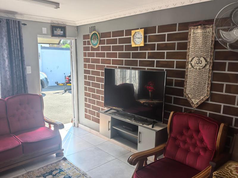 To Let 1 Bedroom Property for Rent in Reservoir Hills KwaZulu-Natal