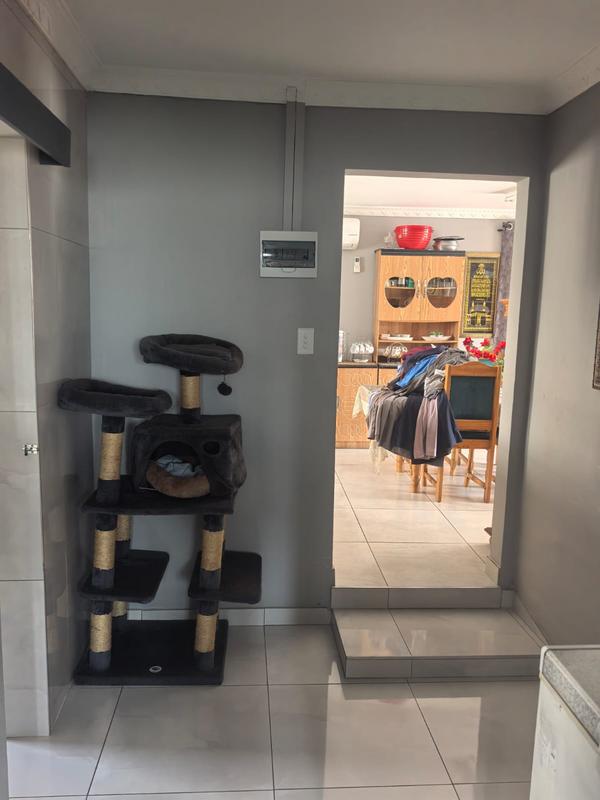 To Let 1 Bedroom Property for Rent in Reservoir Hills KwaZulu-Natal