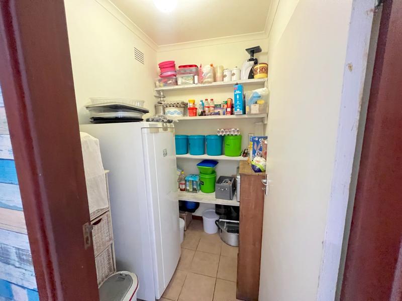 4 Bedroom Property for Sale in Port Edward KwaZulu-Natal