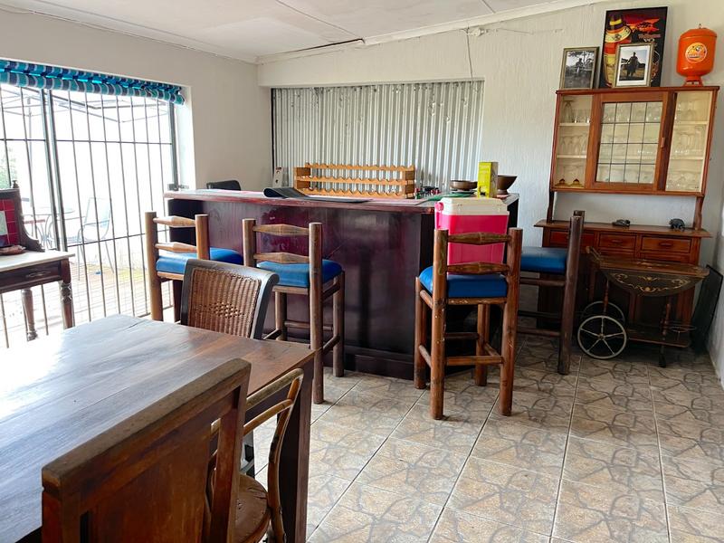 4 Bedroom Property for Sale in Port Edward KwaZulu-Natal