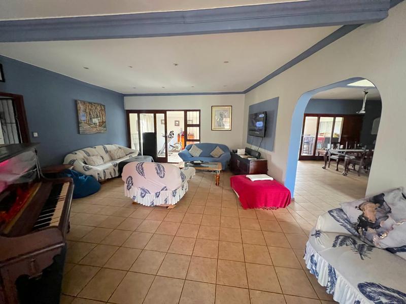 4 Bedroom Property for Sale in Port Edward KwaZulu-Natal