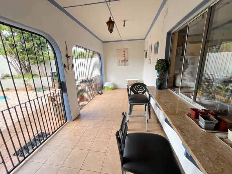 4 Bedroom Property for Sale in Port Edward KwaZulu-Natal