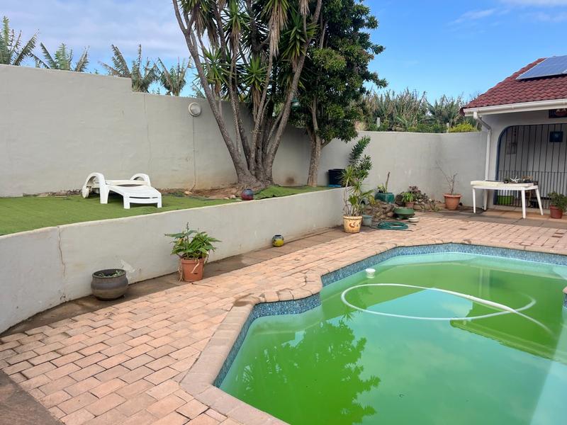 4 Bedroom Property for Sale in Port Edward KwaZulu-Natal