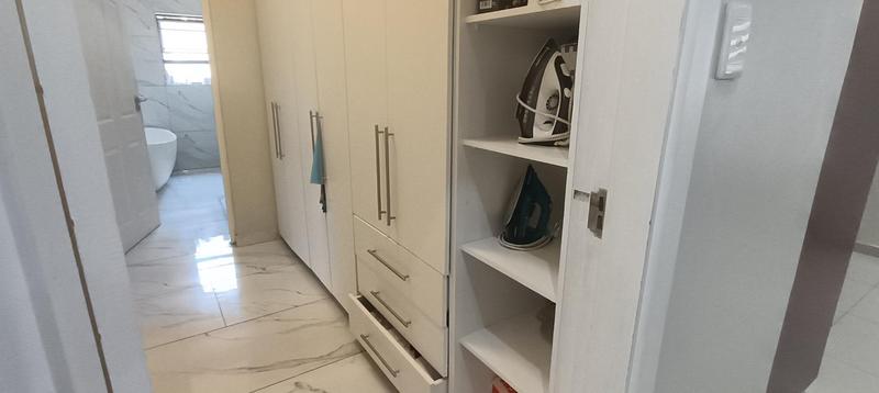 4 Bedroom Property for Sale in Uvongo KwaZulu-Natal