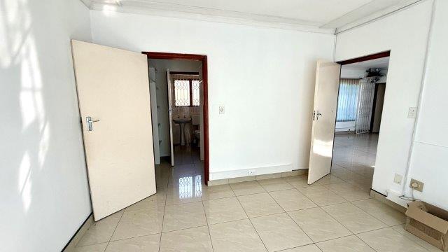 6 Bedroom Property for Sale in Malvern KwaZulu-Natal