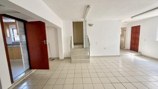 6 Bedroom Property for Sale in Malvern KwaZulu-Natal