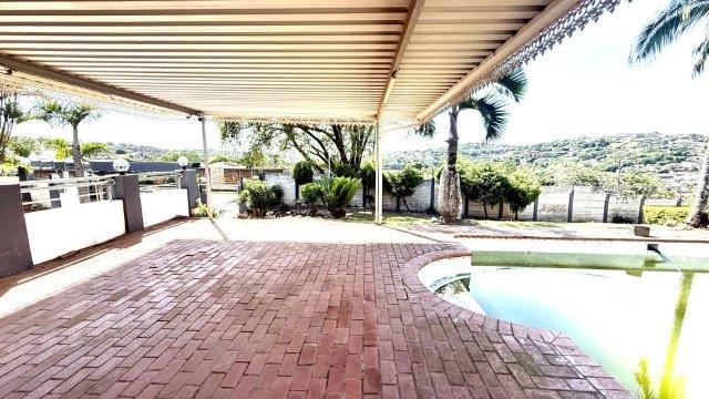 6 Bedroom Property for Sale in Malvern KwaZulu-Natal