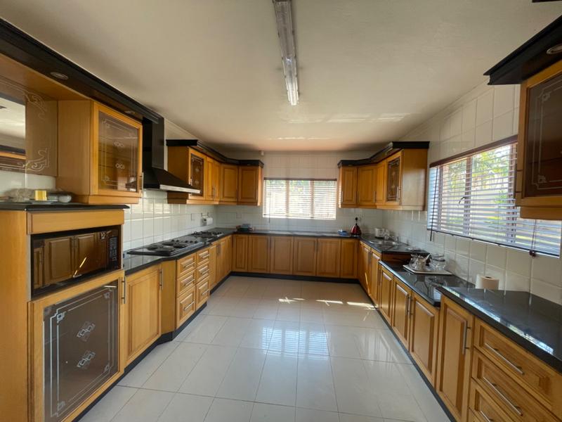 To Let 5 Bedroom Property for Rent in Herrwood Park KwaZulu-Natal