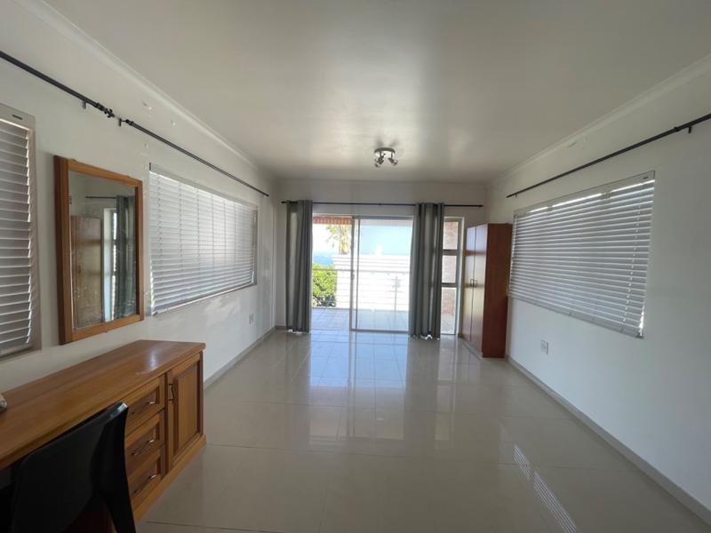 To Let 5 Bedroom Property for Rent in Herrwood Park KwaZulu-Natal