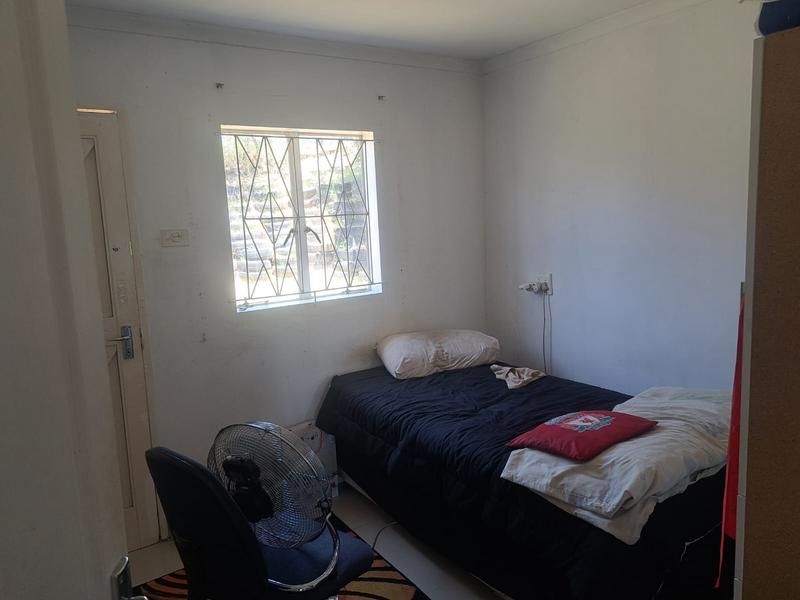 To Let 2 Bedroom Property for Rent in Trenance Manor KwaZulu-Natal