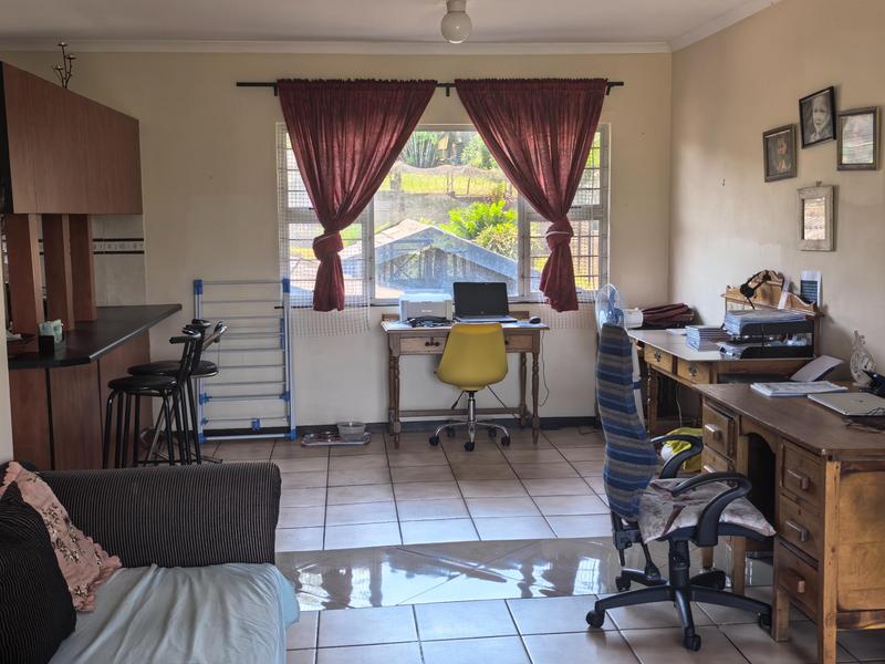 To Let 2 Bedroom Property for Rent in Escombe KwaZulu-Natal
