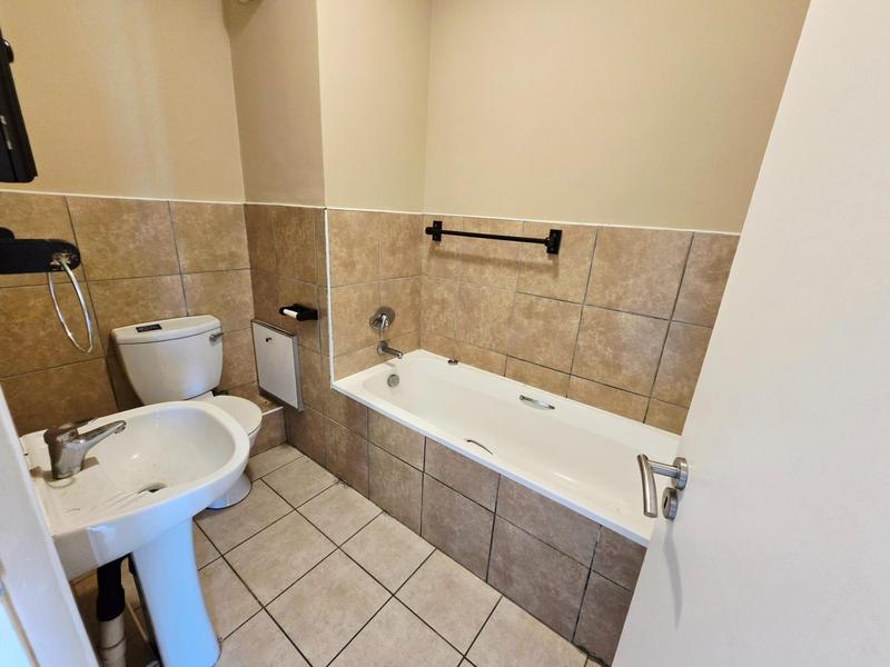 2 Bedroom Property for Sale in Winklespruit KwaZulu-Natal