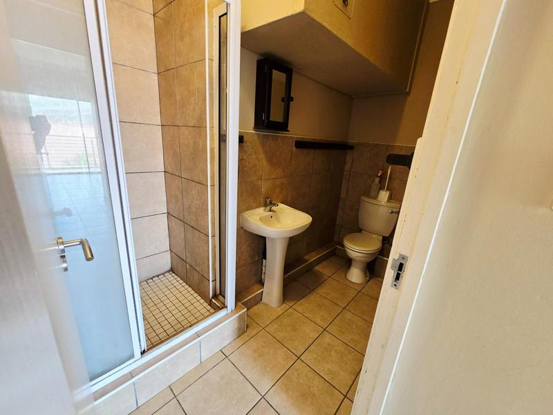 2 Bedroom Property for Sale in Winklespruit KwaZulu-Natal