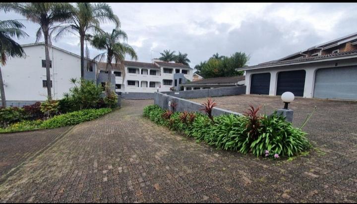 To Let 2 Bedroom Property for Rent in Umtentweni KwaZulu-Natal